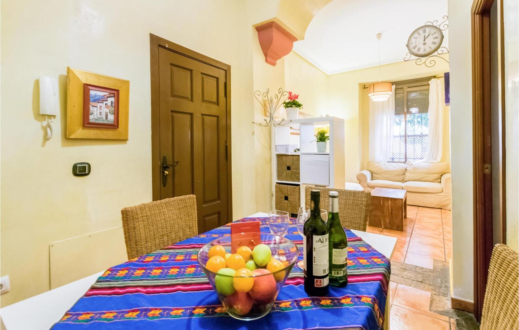 Lovely Apartment In Cordoba With Kitchen Exteriér fotografie